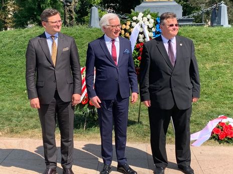 Представители 