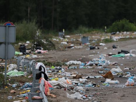Прочани покинули кордон з Україною. У МВС поскаржилися на купу залишеного сміття. Відео
