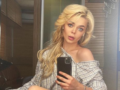 25-летняя Grosu показала лицо без макияжа