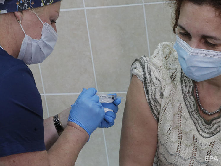 У РФ дозволили випробування на людях ще однієї вакцини проти коронавірусу