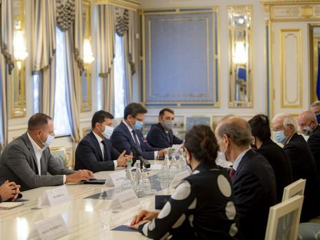 Зеленский заявил о необходимости переговорной площадки по деоккупации Крыма