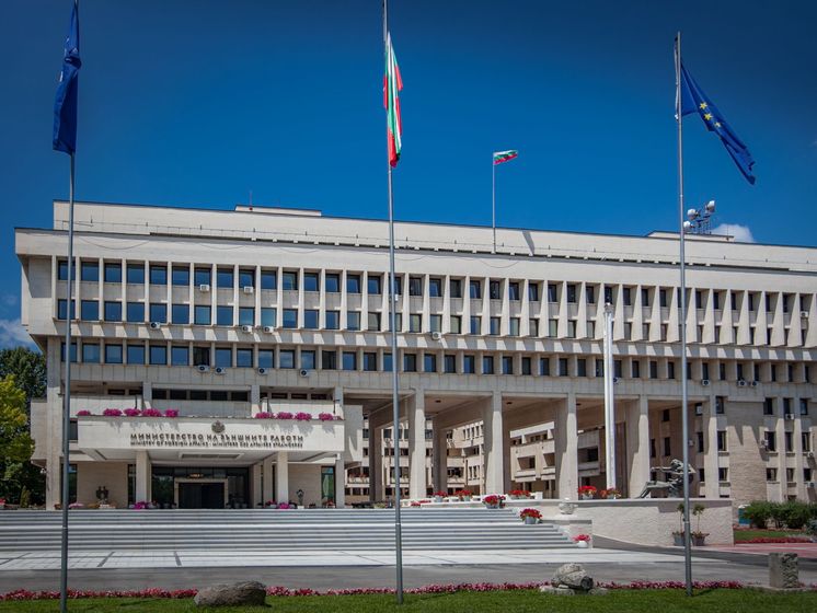 72 часа на сборы. Болгария высылает двух российских дипломатов, подозреваемых в шпионаже