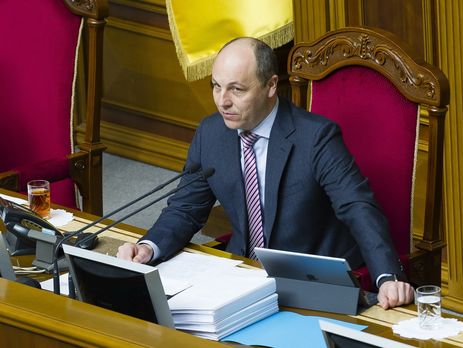 Парубий подписал распоряжение о созыве 29 сентября внеочередного заседания Рады