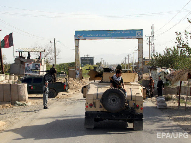 Двое солдат афганской армии убили 12 спящих сослуживцев и сбежали к талибам