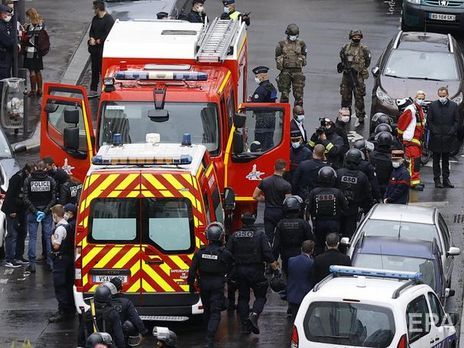 Нападение с ножом в Париже прокуратура трактует как терроризм