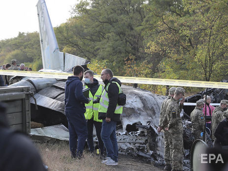 Франція запропонувала Україні допомогу після аварії літака Ан-26Ш