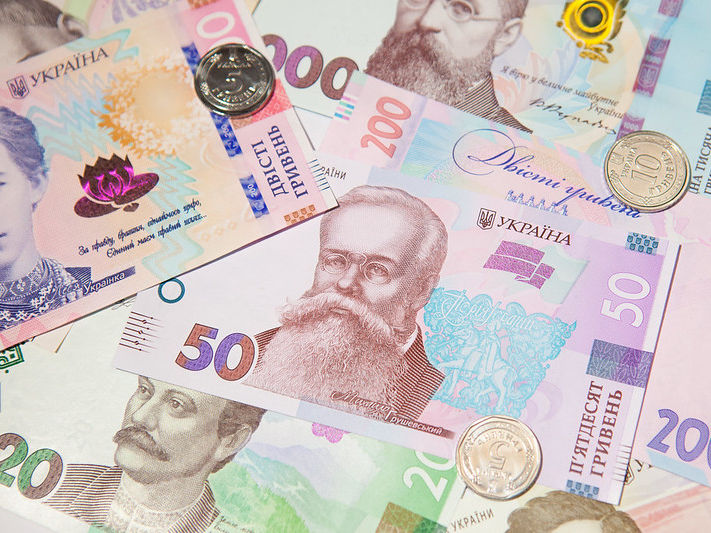 Держборг України у серпні скоротився у гривневому еквіваленті та виріс у доларовому – Мінфін