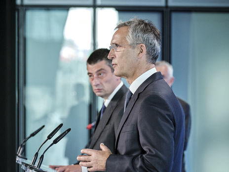 Столтенберг призвал Грузию использовать 