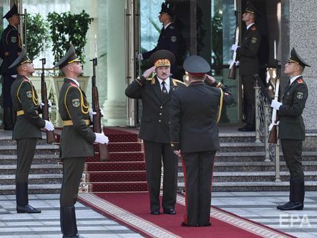 Кулеба заявил, что с ноября Киев будет называть нынешнего президента Беларуси просто Лукашенко