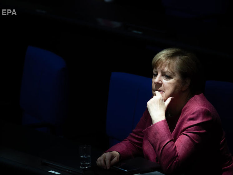 Меркель про пандемію: Попереду в нас важкі часи