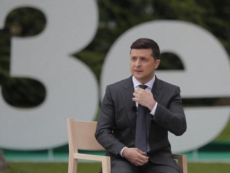 Треть украинцев считает, что местные партии должны поддерживать курс Зеленского – соцопрос