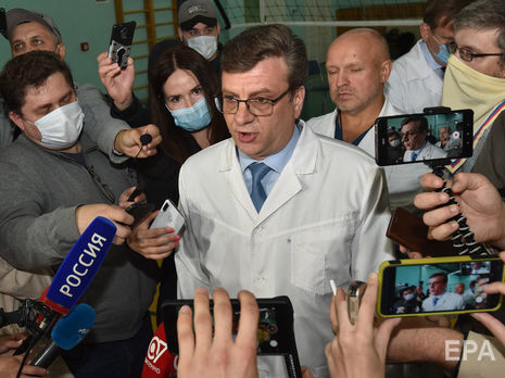 Навальний вважає, що головлікар лікарні в Омську гірший, ніж наймані вбивці