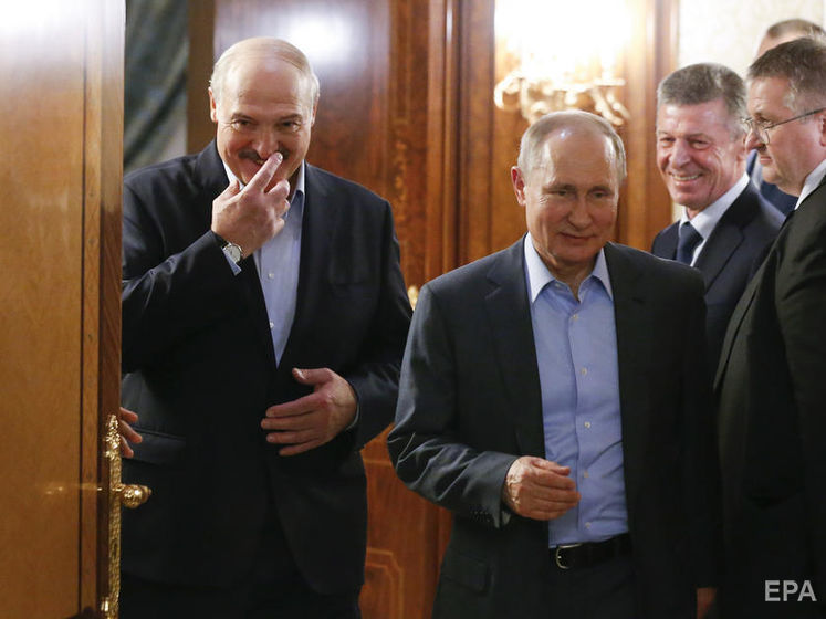 Путін і Лукашенко обговорили "спроби втручання в Білорусь ззовні"