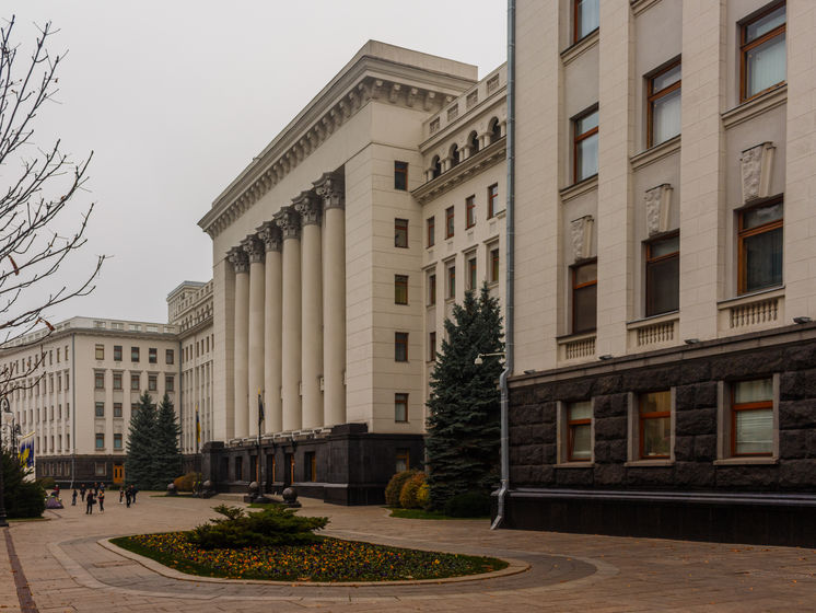 Офис президента не хочет вводить жесткий карантин в Украине