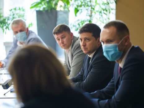 Зеленский о страховании педагогов во время пандемии COVID-19: Нужно понять возможности