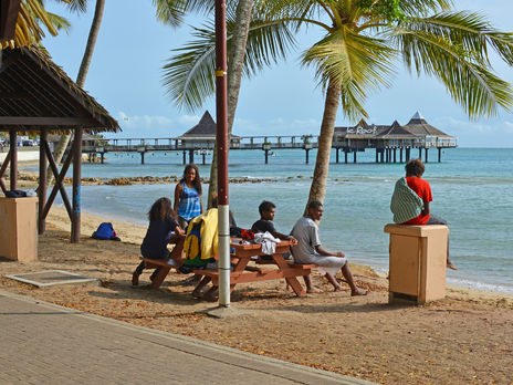 Нова Каледонія провела референдум про відокремлення від Франції, оприлюднили результати