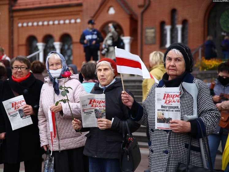 Протести в Білорусі. У Мінську відбувся марш пенсіонерів, вони скандували: "Бабусі проти ОМОНу"