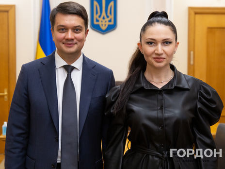 Інтерв'ю Бацман із Разумковим. Де й коли дивитися