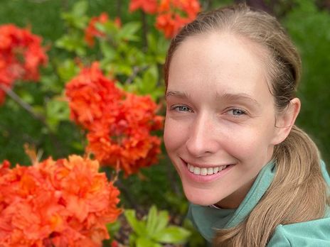 В пижамах и босиком. Осадчая поделилась домашним снимком с мужем