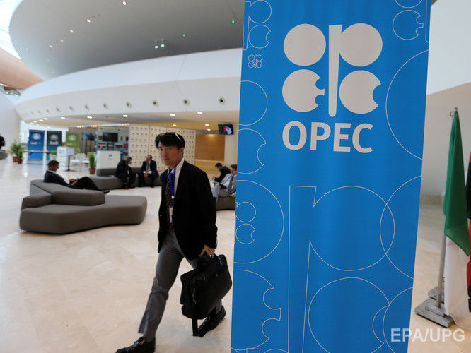 Reuters: Члены ОПЕК впервые с 2008 года договорись о сокращении добычи нефти