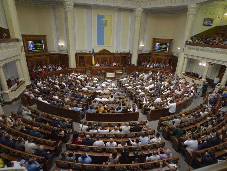 Рада не смогла уволить крымского судью Пироженко