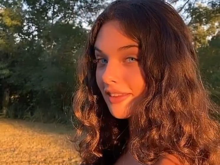 16-летняя дочь Белуччи и Касселя появилась на обложке французского глянца