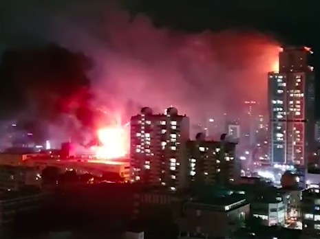 У Південній Кореї загорівся 33-поверховий будинок