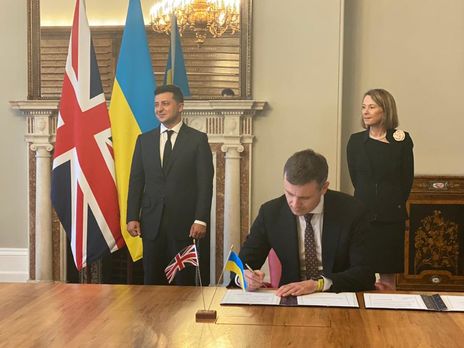 У Лондоні з візитом перебуває українська делегація