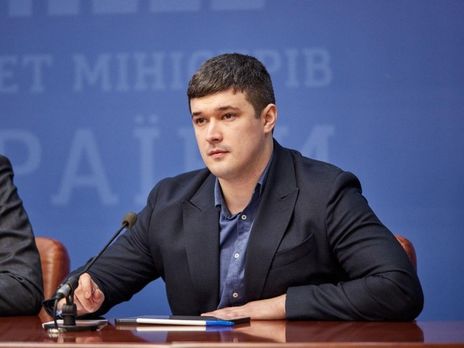 Вице-премьер Федоров рассказал, сколько украинцев получили ID-карты