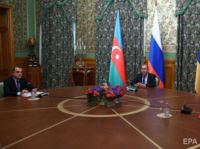 Азербайджан и Армения договорились о прекращении огня в Нагорном Карабахе