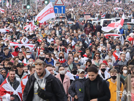 Еще две страны отозвали послов из Беларуси