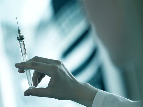 Про реєстрацію першої у світі вакцини проти коронавірусної інфекції у РФ заявили 11 серпня
