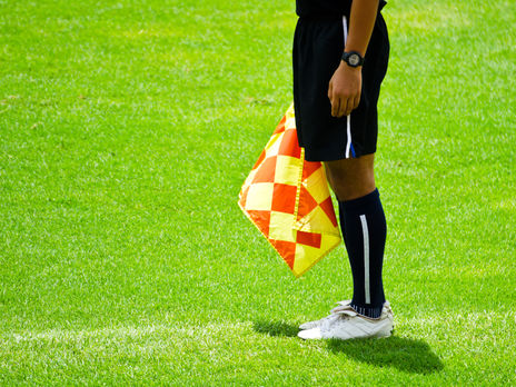 Контрразведчик СБУ в командировках втайне от начальства судил футбольные матчи. Теперь его будут судить