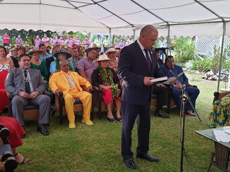 Прем'єр-міністр Островів Кука призначив себе на 17 посад, його заступники теж отримали по кілька портфелів