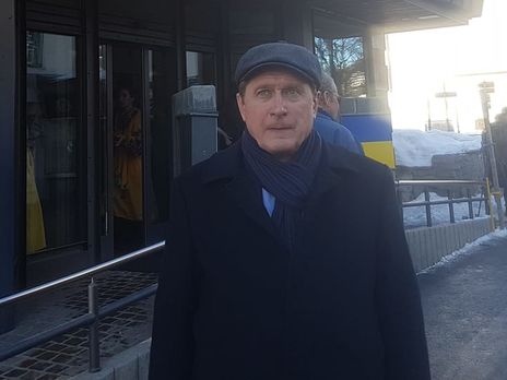 Фесенко: Опитування Зеленського – нестандартний хід, через який уже оплачена реклама його опонентів значною мірою втрачає свій сенс і актуальність