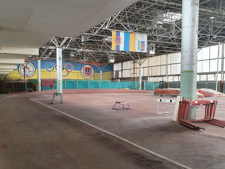 "За майбутнє": Спорткомплекс "Олимпиец" в Одессе, где власти собираются размещать больных COVID-19, совершенно к этому не приспособлен