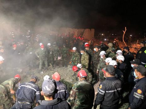 В Азербайджане 13 человек погибли из-за ракетного обстрела одного из крупнейших городов