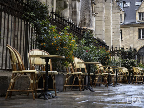 Во Франции зафиксирован рекорд суточной заболеваемости COVID-19