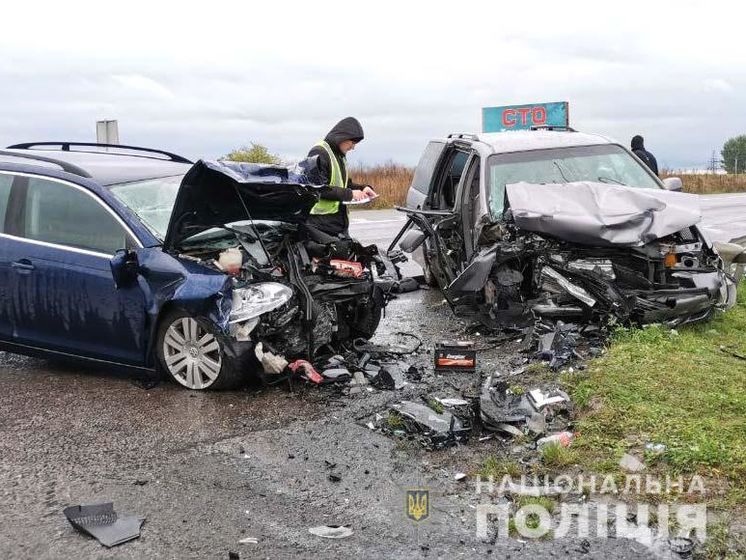 У Рівненській області у ДТП загинула вагітна жінка, її везли в пологовий будинок – поліція