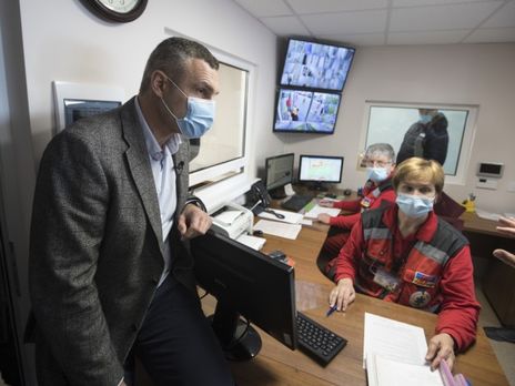 Кличко: Ремонтируем отделения и улучшаем условия работы для наших медиков. Потому что понимаем, что им сегодня – сложнее всех