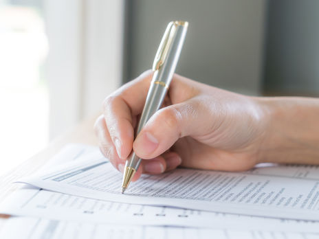 51% українців вважає, що опитування Зеленського – це передвиборча технологія для підвищення його рейтингу