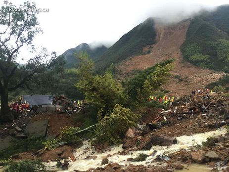 В Китае сошел масштабный оползень: четыре погибших, более 20 пропали без вести