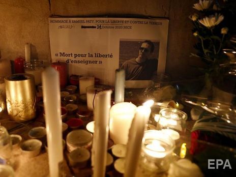 Убийство учителя во Франции. Соучастниками убийцы, вероятно, стали два школьника