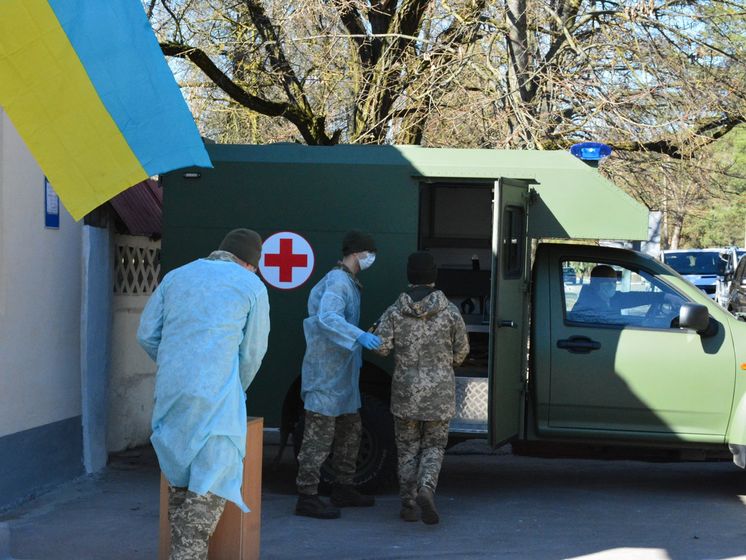 Військовим медикам доплачуватимуть за лікування пацієнтів із COVID-19 – Міноборони