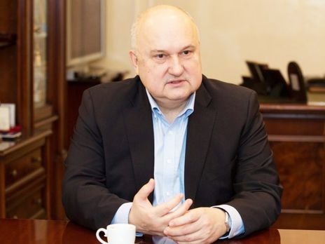 Смешко: У нас не так багато залишилося професіоналів світового рівня. Зеленський має поклонитися і запросити їх для створення уряду національного порятунку