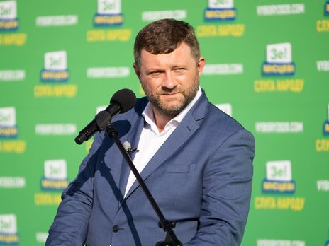 Корнієнко заявив, що Рада може почати розглядати скорочення кількості нардепів до 300 на поточній сесії