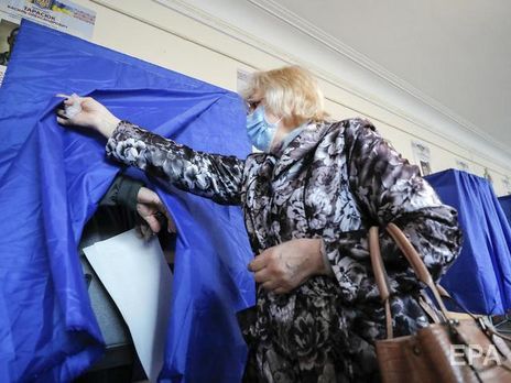25 октября по всей территории Украины, кроме аннексированного Крыма и оккупированных районов Донецкой и Луганской областей, прошли местные выборы