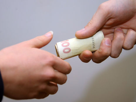 В Харьковской области депутата приговорили к двум годам тюрьмы за мошенничество и коррупцию