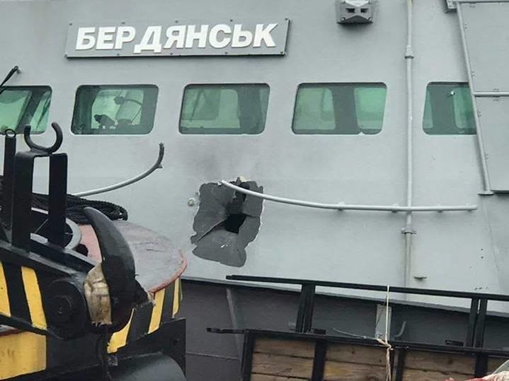 В Николаеве отремонтировали поврежденный российскими оккупантами катер "Бердянск"