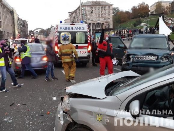 У Києві на Майдані Незалежності внаслідок ДТП загинуло двоє людей, четверо постраждали